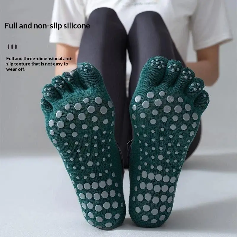 Anti Slip 5 Toe Women Pilates Socks Non Skid Yoga Socks With Grips Breathable For Dance Barre Fitness Workout Training