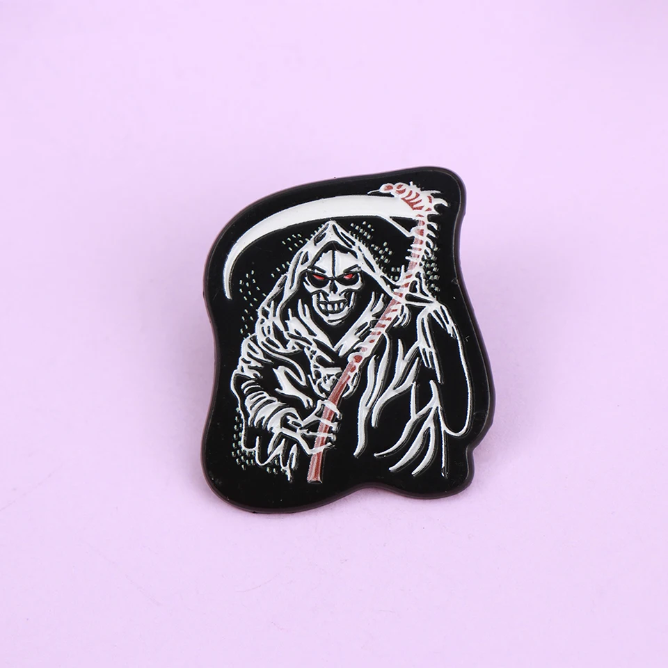 punk-faucille-et-crane-email-metal-drole-epinglettes-broches-badges-sac-a-dos-accessoires-vente-en-gros-bijoux-cadeau-pour-enfants-amis