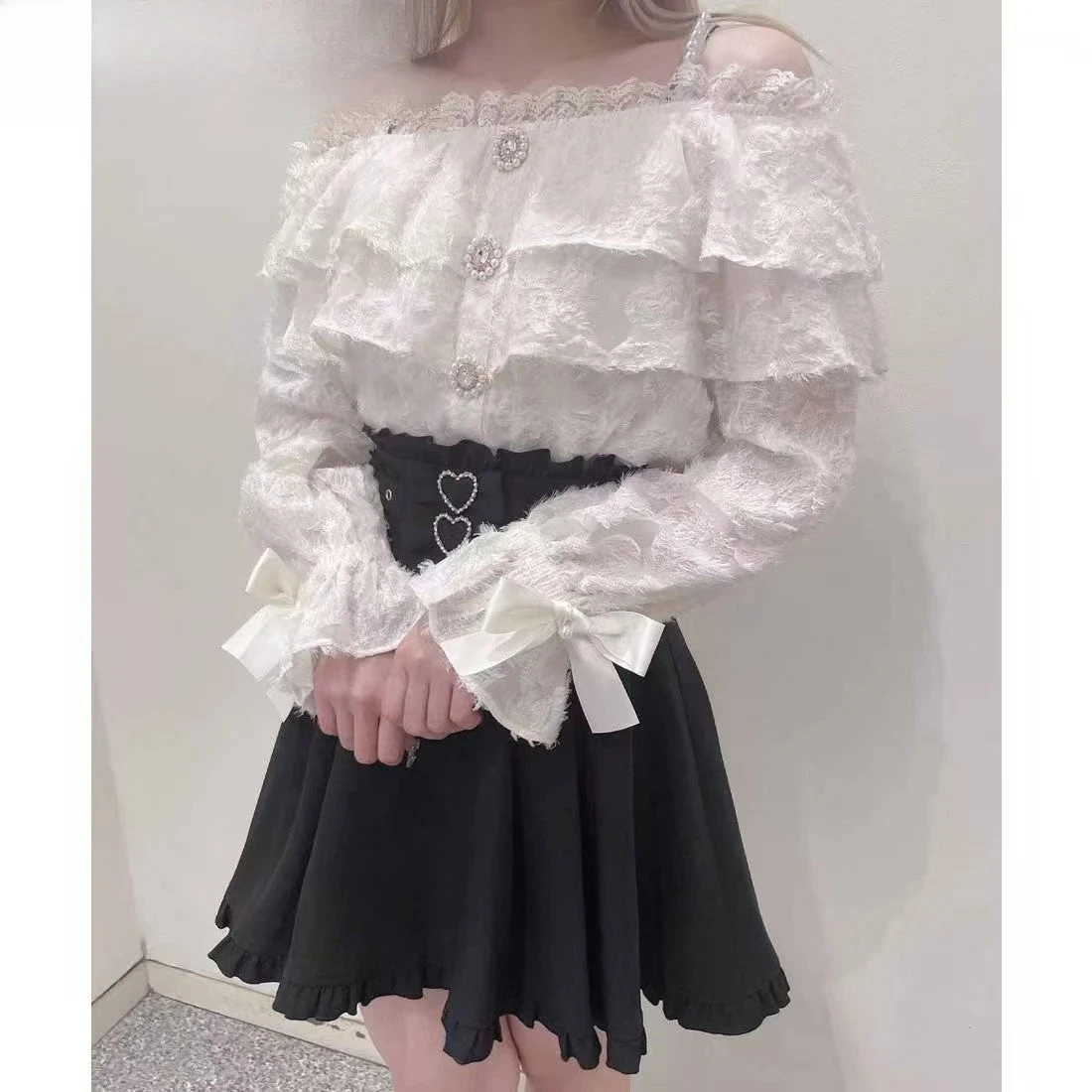 Rojita Camicia da donna a maniche lunghe con spalle scoperte e cinturino in perle Autunno stile giapponese Lolita Dolce e carino camicetta versatile per ragazze