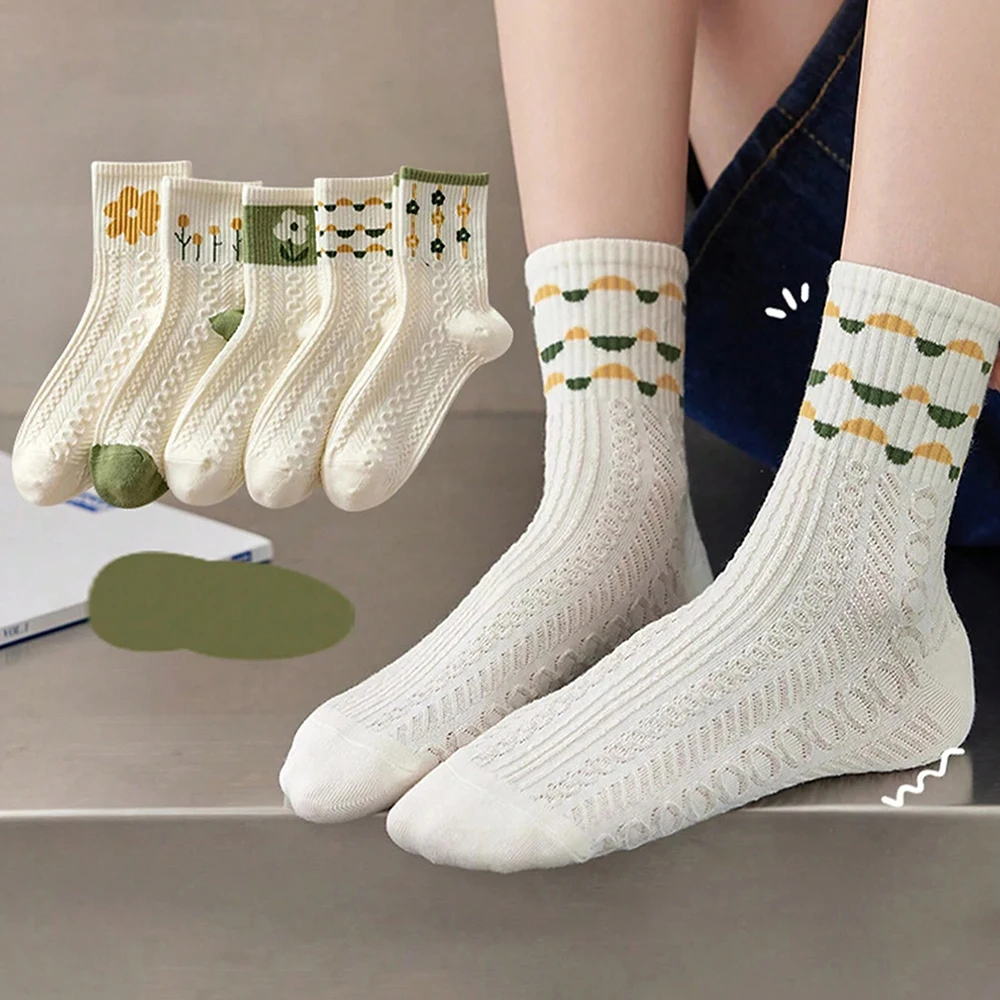 10 Pairs Women Cartoon Socks Creative Fashionable Printed Socks Soft Comfortable Lightweight Green Bottomed Midlength Socks