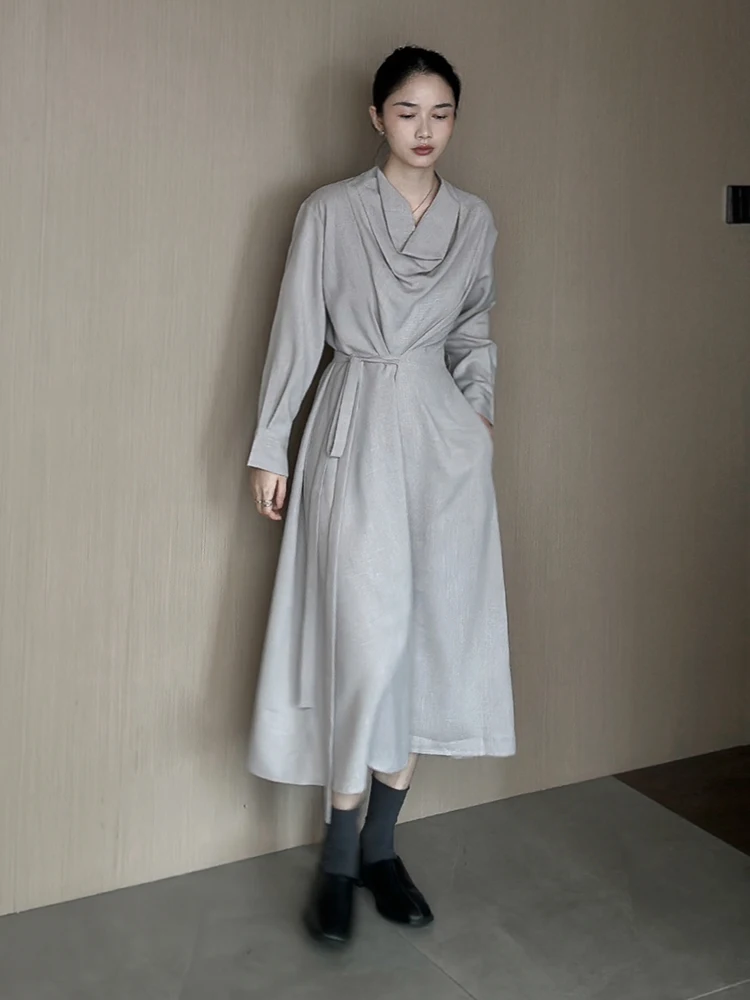 

Элегантное винтажное платье оригинального дизайна с длинными рукавами, асимметричным воротником и вставками из полиэстера для повседневной носки