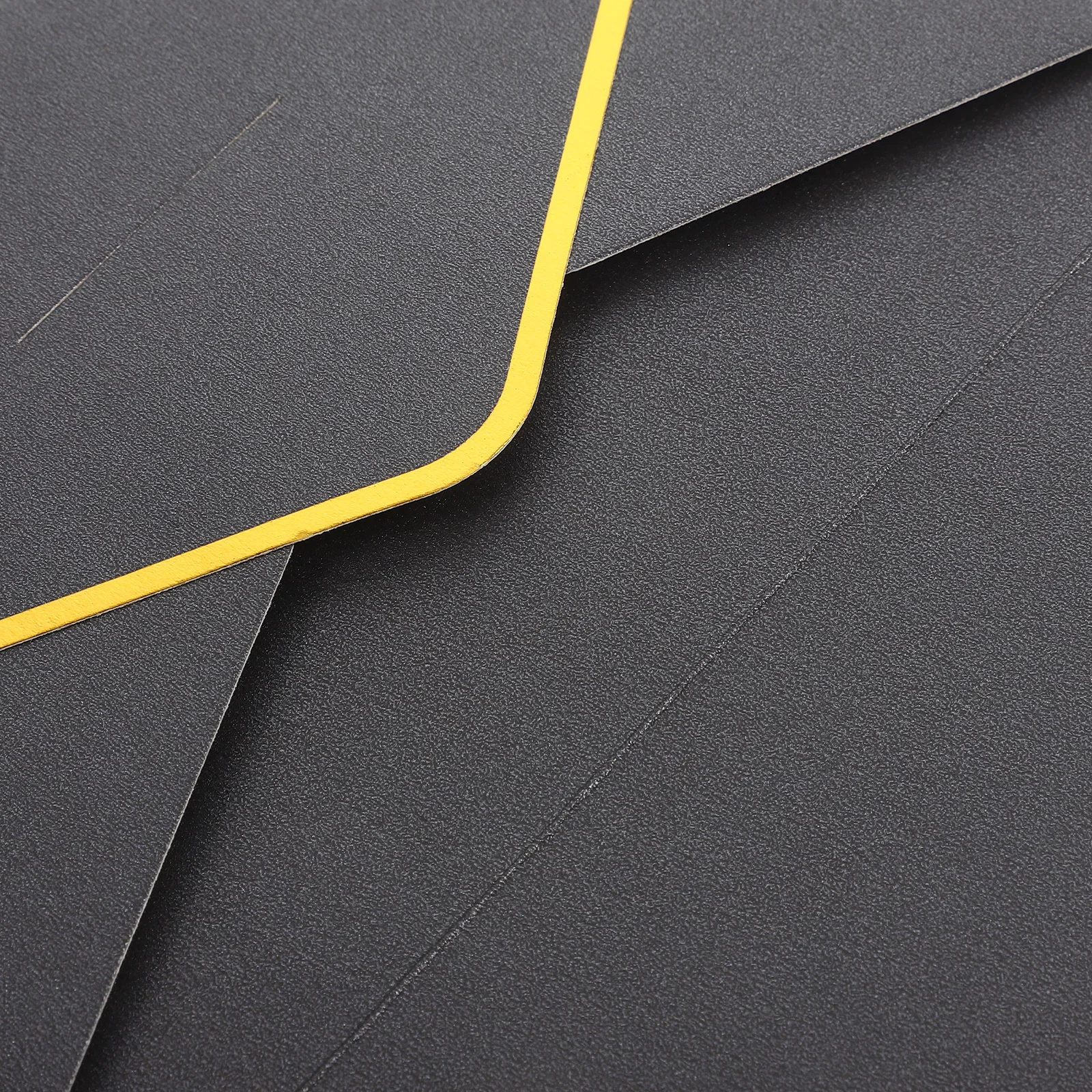 10Pcs Luxury Gold Foil Envelopes High-End Paper Material Perfect for Cards Invitations Cash Keepsake Portable Party Accessory