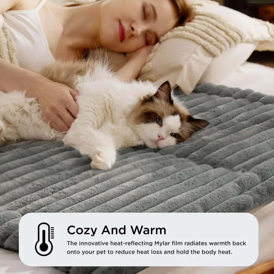 

Self Warming Cat Bed, Small Self Heating Dog Crate Pad, Thermal Warm Puppy Mat, Non-Slip & Washable, No Electricity Needed