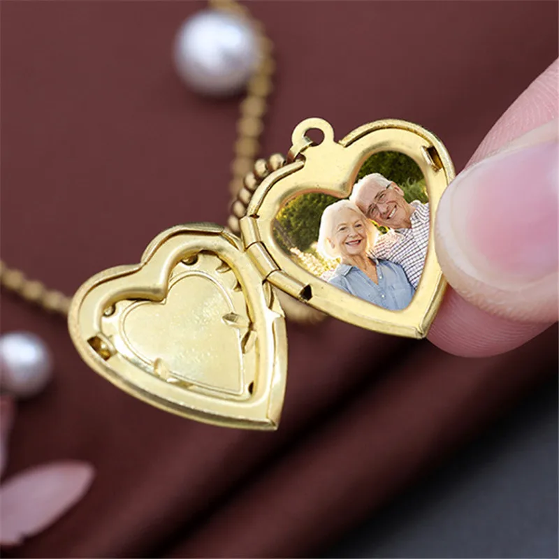 Personalized Vintage Heart Shape Photo Frame Pendants Necklace Secret Diy Photo Pictures Locket Gift Women Men Lover Couples