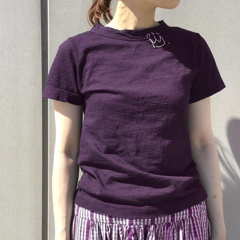 

Японская футболка с коротким рукавом, летняя новинка 2026 года, с вышивкой короны на воротнике, простой индивидуальный дизайн, из бамбукового хлопка