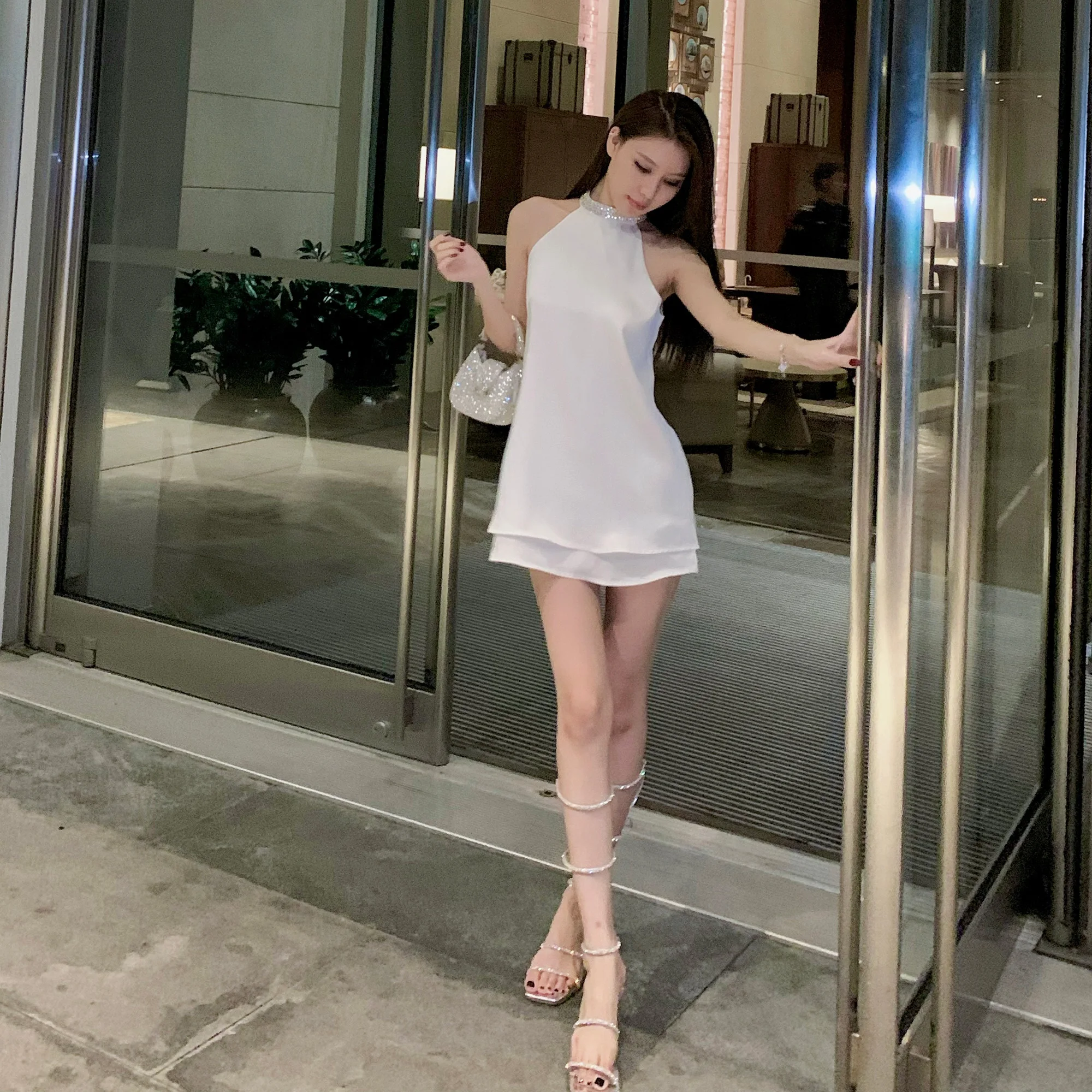 

Элегантный женский топ с бисером и воротником-стойкой, свободного кроя, прямой силуэт, корейский стиль, из полиэстера, летний