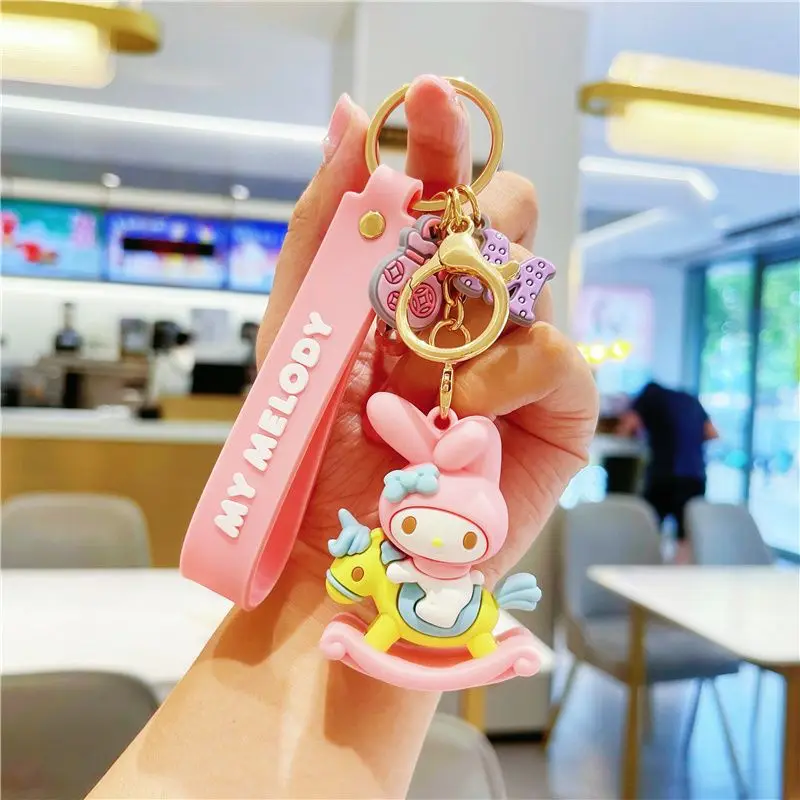 Sanrio Hello Kitty My Melody Schlüsselanhänger, kreativ, hoher Farbwert, Anime, Q-Version, Puppe, Herren- und Damen-Auto, Schultasche, Dekoration