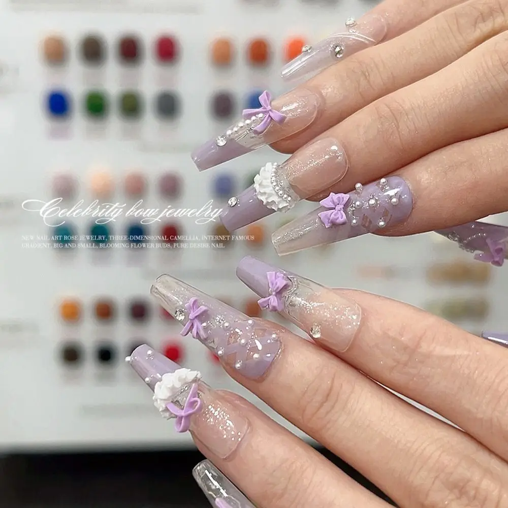 50 stücke Bogen Nail art Zubehör Mini Größe fliege 3D Nail art Dekorationen Gemischte Größe Einfarbig Maniküre Liefert