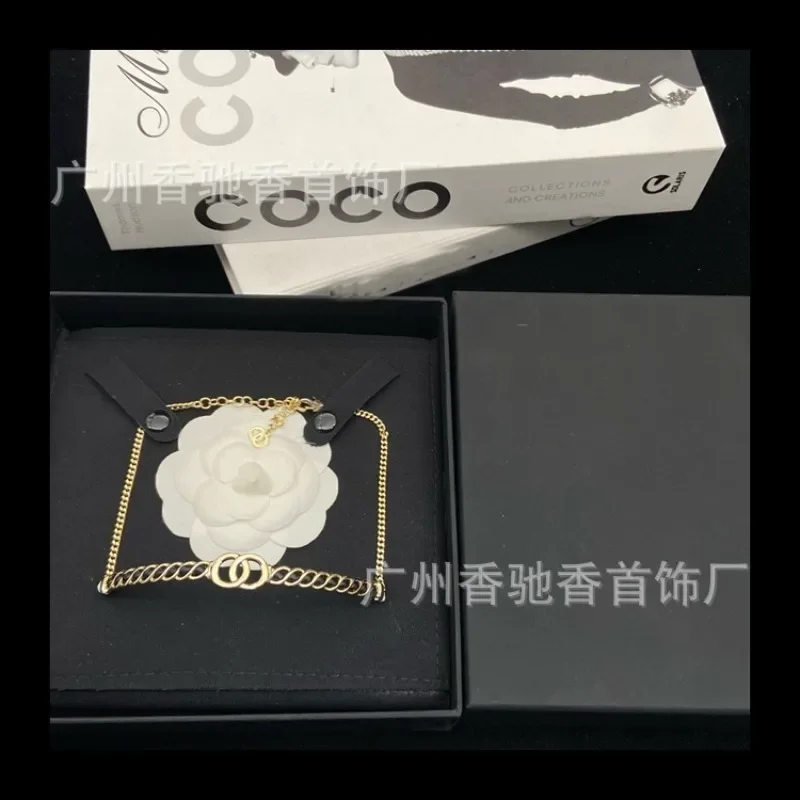 جديد جلد أسود حلو كول قلادة أنثى الفرنسية الرجعية تنوعا مزاجه الترقوة سلسلة #1