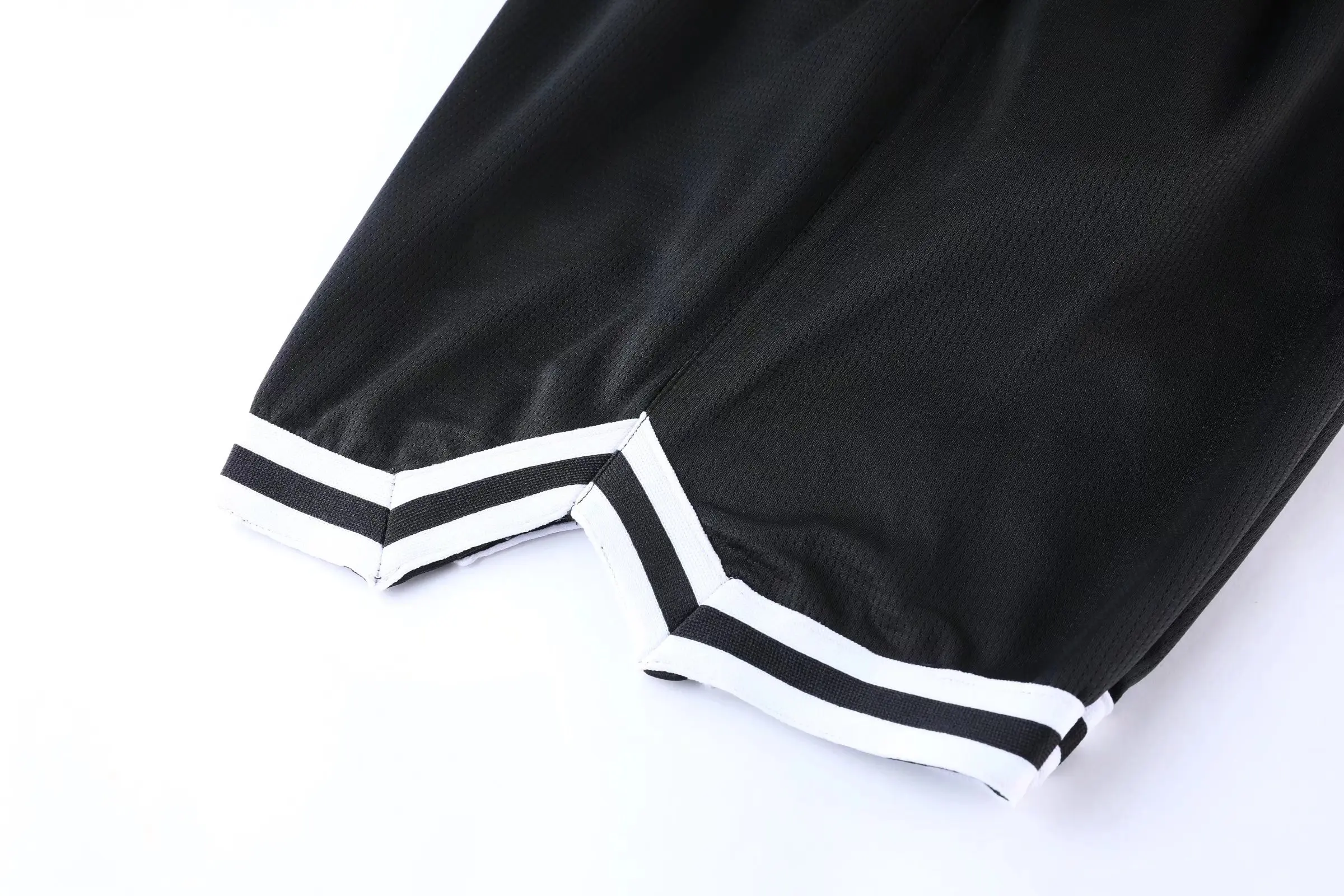 Hot Sale Basketball Shorts Breathable Sweat Sport Running Shorts Outdoor Sports Fitness Short Pants Loose Beach Shorts