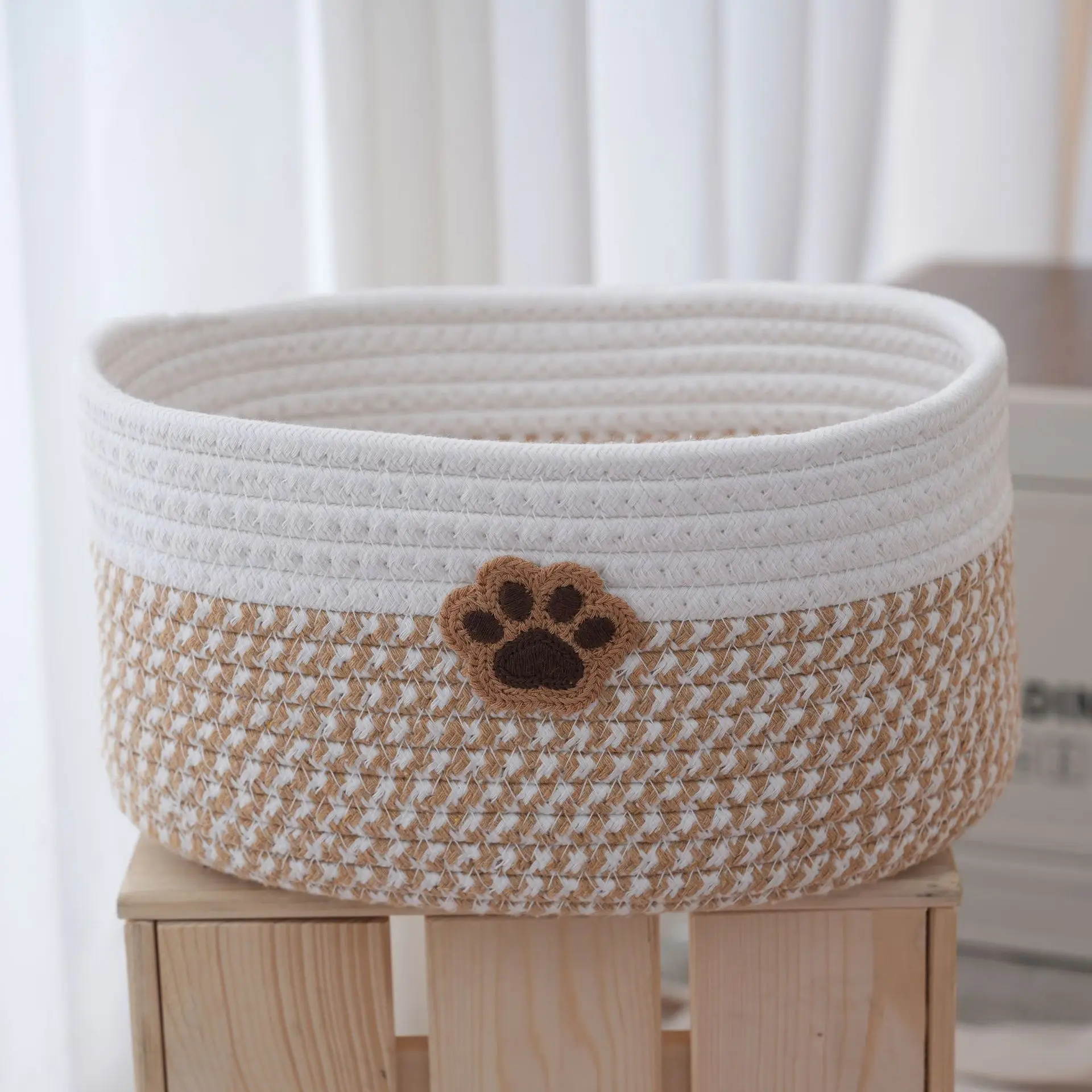 Simple and Creative Home Desktop Remote Control Bedside Storage Box Cotton Rope Woven Cute Snacks Toys Clothing Storage Basket