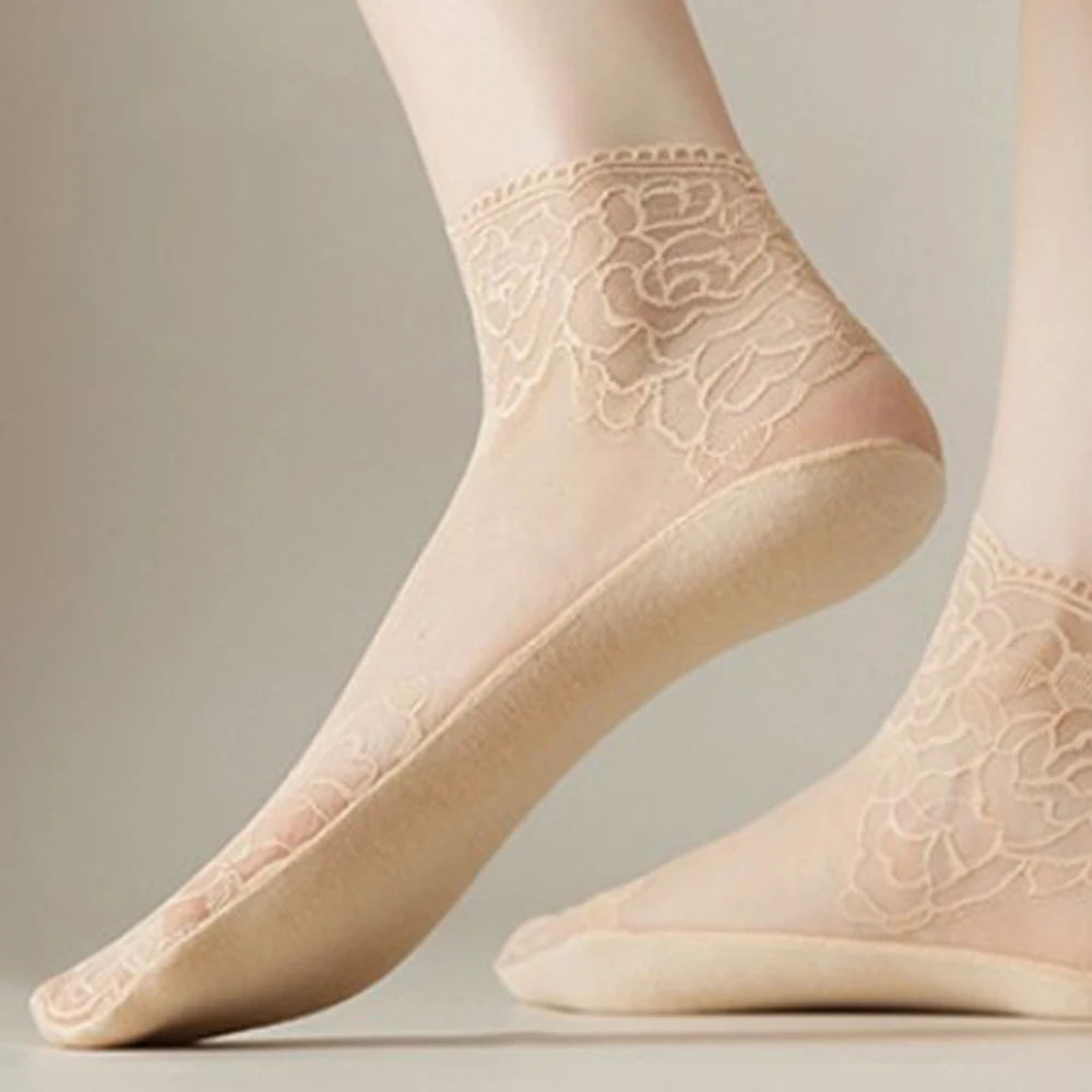 

5 Pair Women Invisible Lace Socks Thin Ladies Boat Socks Hollow Non-slip Shallow Transparent Socks Lolita Socks