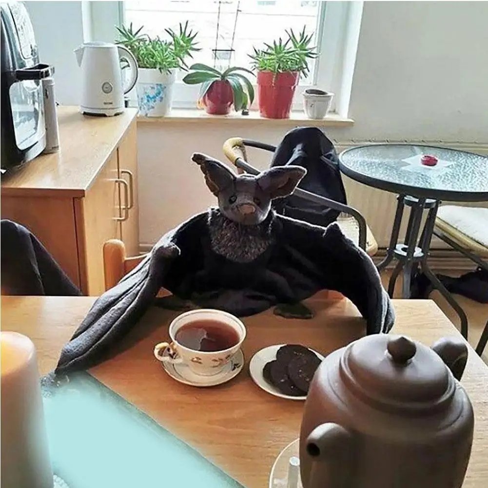 생생한 박쥐 인형 플러시 쿠션, 현실적인 접이식 날개가 있는 좌석 쿠션, 귀여운 할로윈 크리스마스 장식 박쥐 인형