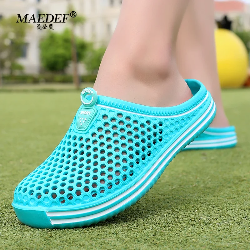 2024 Men Slippers Lightweight Breathable Fashion Women Shower Slipper High Quality Beach Couple Flip Flop Swimming Shoes