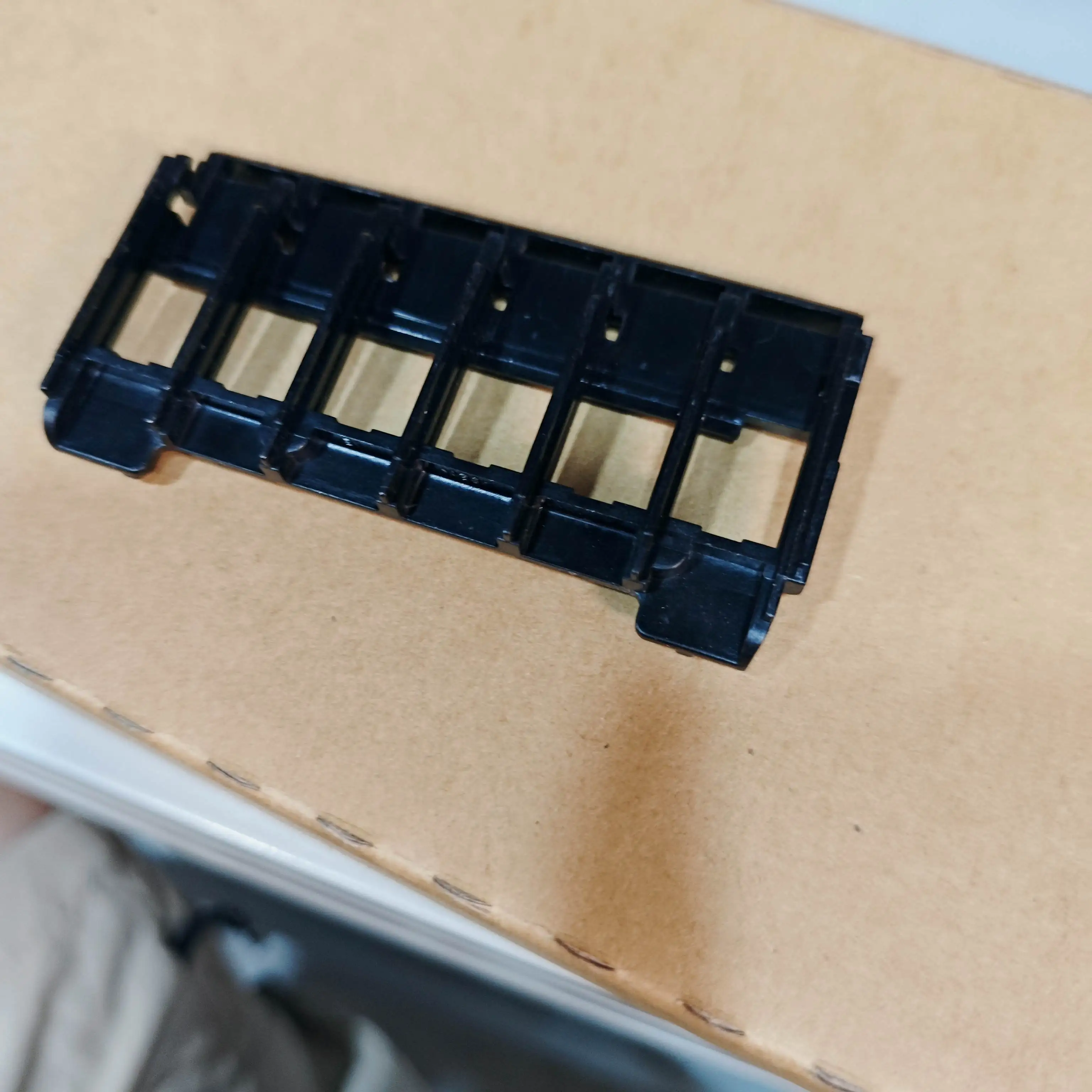 

1 шт. новый пластиковый держатель разъема CSIC для EPSON L1800 1500 Вт 1430 1410, держатель картриджа, разъем csic ADAPTER ASSY