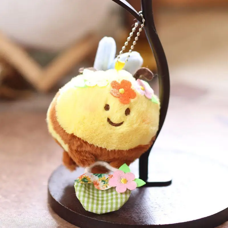 

Pretty Bee and Flower Basket Plush Doll Keyring, Children's Knapsack Trinket, Perfect for Holidays