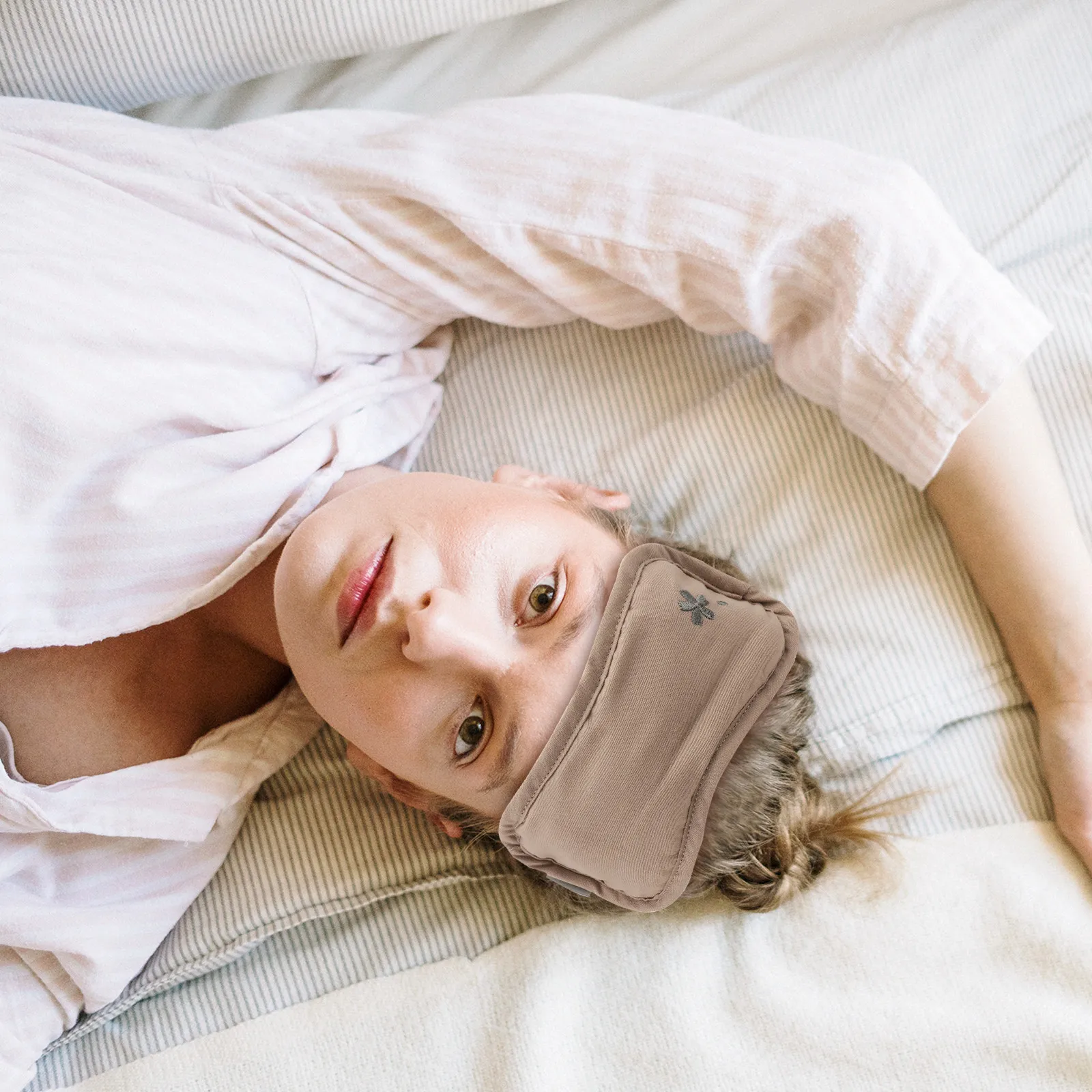 

Подогреваемая утяжеленная маска для глаз с массажными гранулами, хлопковая повязка для блокировки света, для комфортного сна, путешествий, дома, йоги