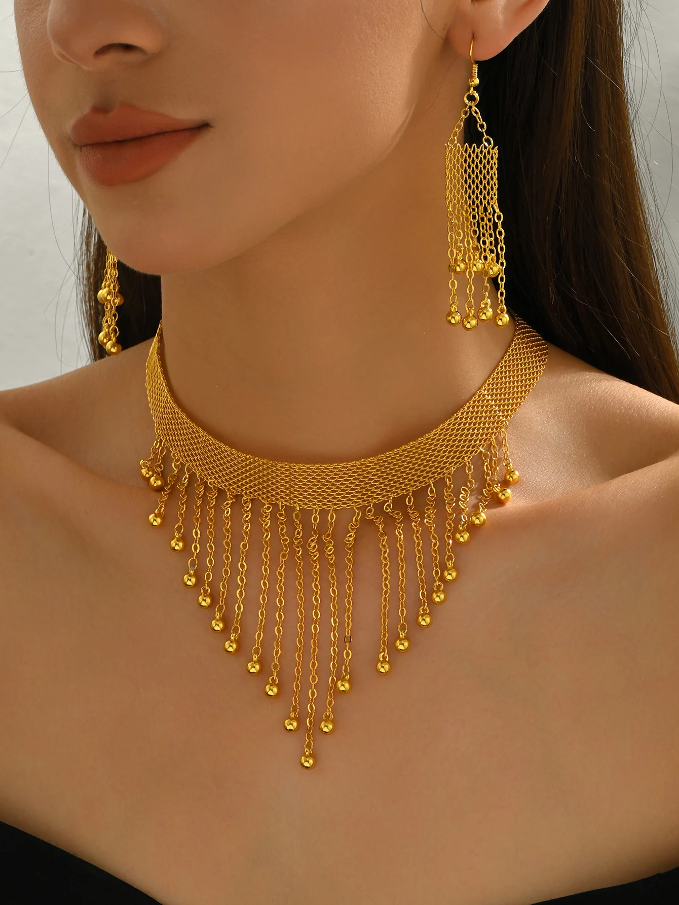 Arabian Bride Luxurious Vintage Long Tassel Necklace and Earrings Two-Piece Set Wedding Bride Jewelry Accessory Set