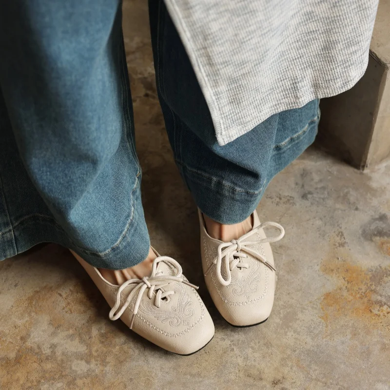 Women Vintage Embroidered Ballet Flats Square Toe Bow Lace‑Up Shoes Soft Foldable Slip‑On Loafers Casual Daily Walking Shoes - view 5