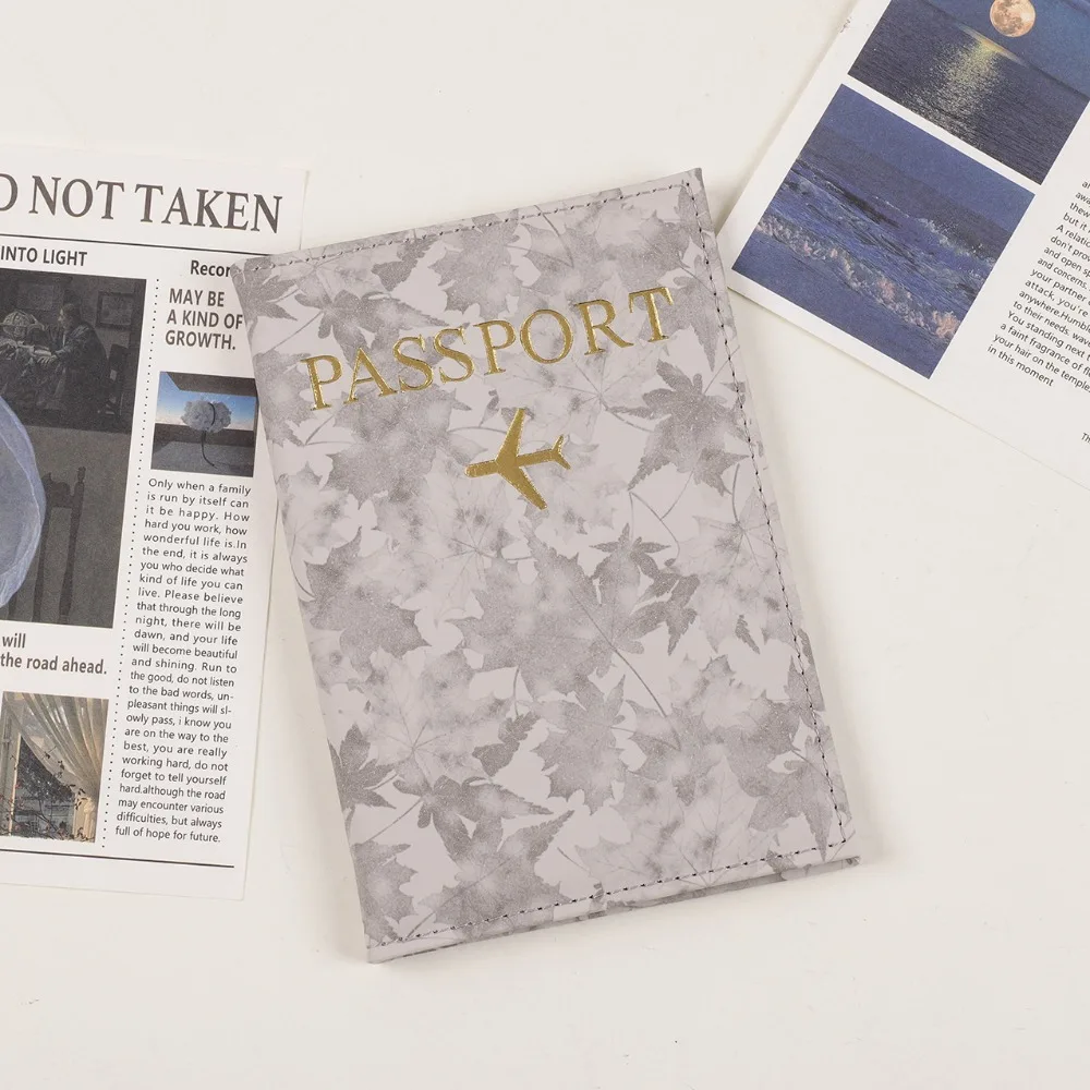 

Portable Maple Leaves Print Passport Holder Multi-function PU Leather Credit Card Case Waterproof Passport Book Travel