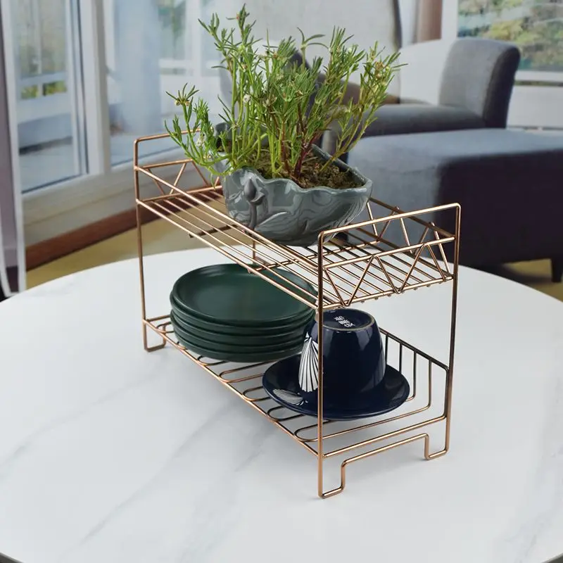 寮の棚を整理する アーティファクト ライト 高級フレーム 北欧錬鉄製