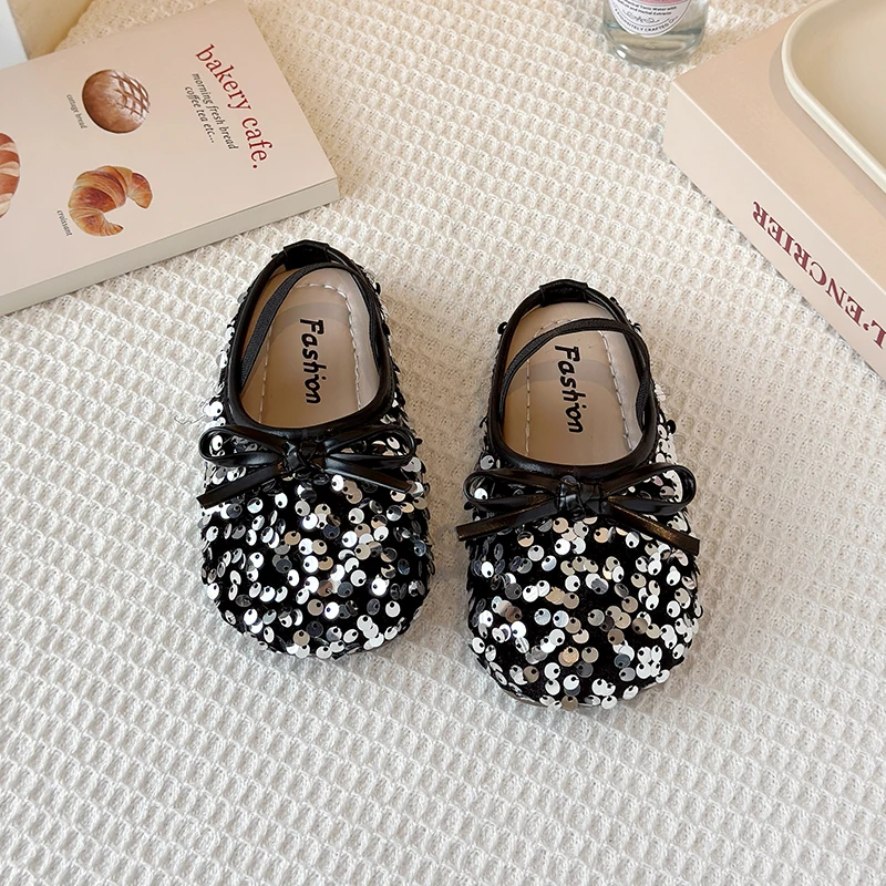 2025 New Summer Children's Baotou Sandals Girls Wearing Half Soft Sole Fashion Flat Bottom Sandals with Trendy Sequins
