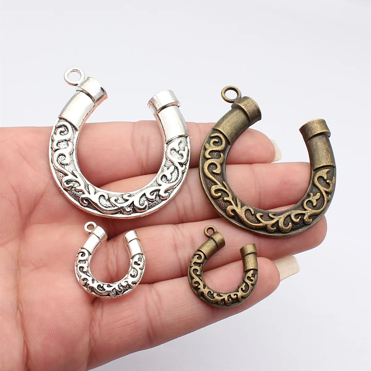 Wholesale Horseshoe Lucky Tool Charms Pendant Western For Women Girls Jewelry Gift Handmade Craft Supplies