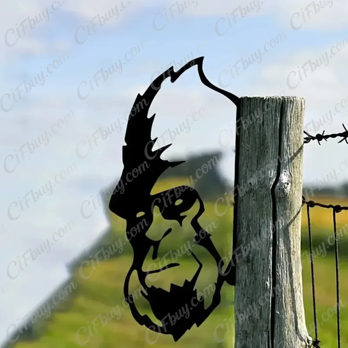 CIFBUY Peeping Chimpanzee Metal Hanging Plaque Orangutan Silhouette Wall Art Weather Resistant Outdoor Decor Unique Gift Plaque