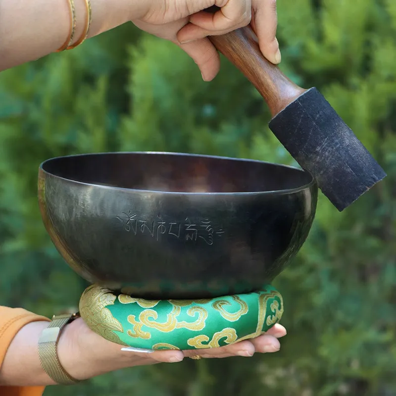 Black Full Moon Singing Bowl Nepal Handmade Sound Bowl Meditation Sound Healing Singing Bowls Professional Percussion Instrument