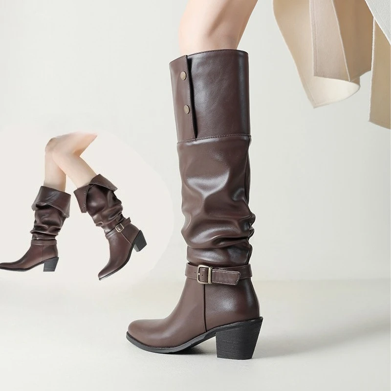 

Новые сапоги до колена на высоком каблуке в стиле ретро с заклепками и пряжкой 6,5 см, осень-зима, коричневые, черные праздничные женские сапоги для поездок на работу, размеры 34–43