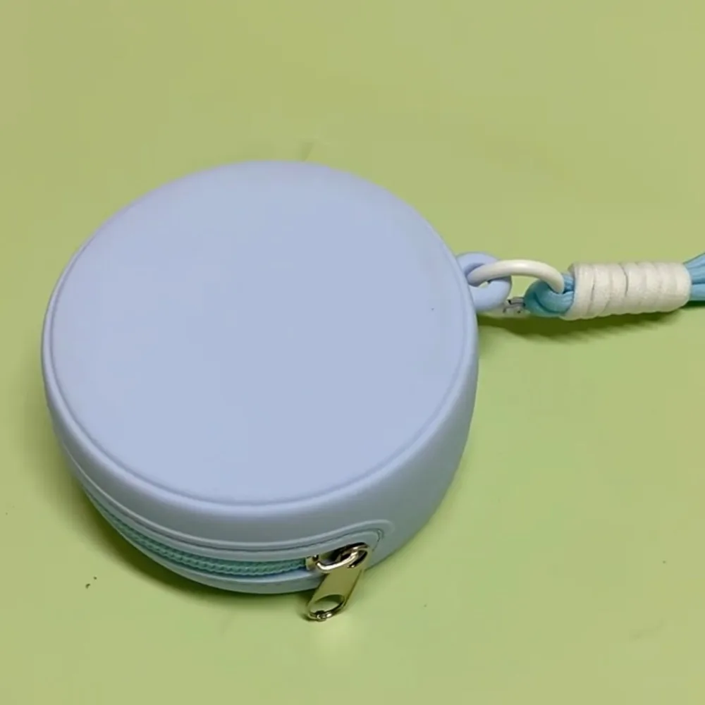 

Small Multifunctional Silicone Earphone Bag Round Portable Waterproof Coin Purse Zipper with Rope Data Cable Storage Bag Travel