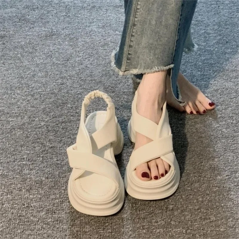 Women Platform Roman Sandals 2026 Summer Fashion Thick Sole Anti Slip Women Casual Beach Shoes Comfort Versatile Ladies Footwear