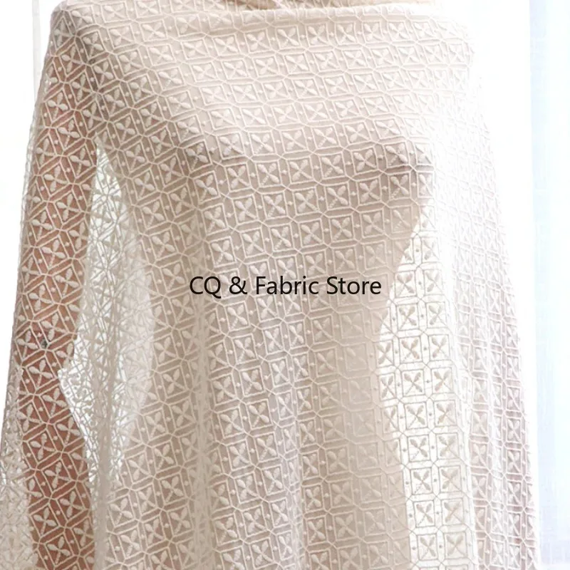 

Бежевая сетчатая пряжа, трехмерная кружевная ткань с вышивкой для платья, одежды, занавесок, фон