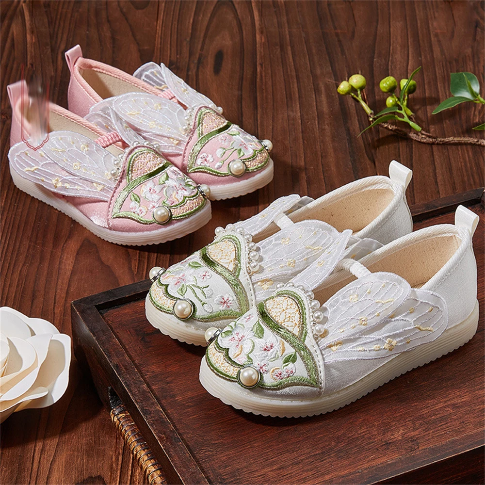 Süße Kinder Mädchen bestickte Perlen Schuhe alten Stil weichen Sohlen alten Peking Stoff Wohnungen Kinder Frühling Herbst Tanz schuhe
