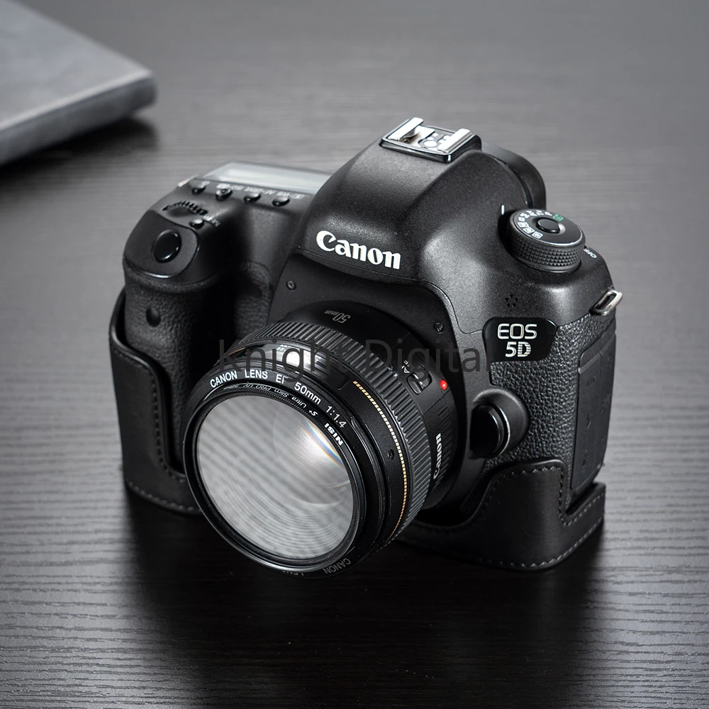 Genuine Leather Camera Case Handle Half Bag for Canon Eos 5D3 5D4 5DSR 6D 6D2 80D 90D 70D Camera Bodysuit 6D Case