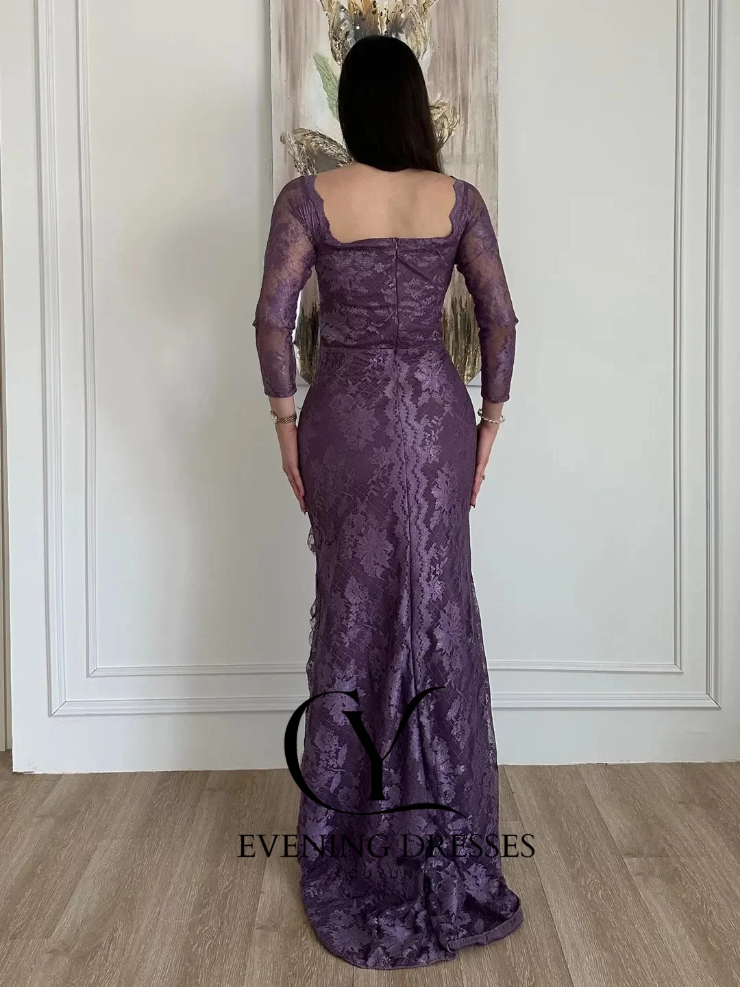 CUYUN パープルレース サウジアラビア風イブニングドレス スクエアカラー 長袖 フリル付き シースドレス パーティードレス フォーマルイベント用 カスタムメイドドレス