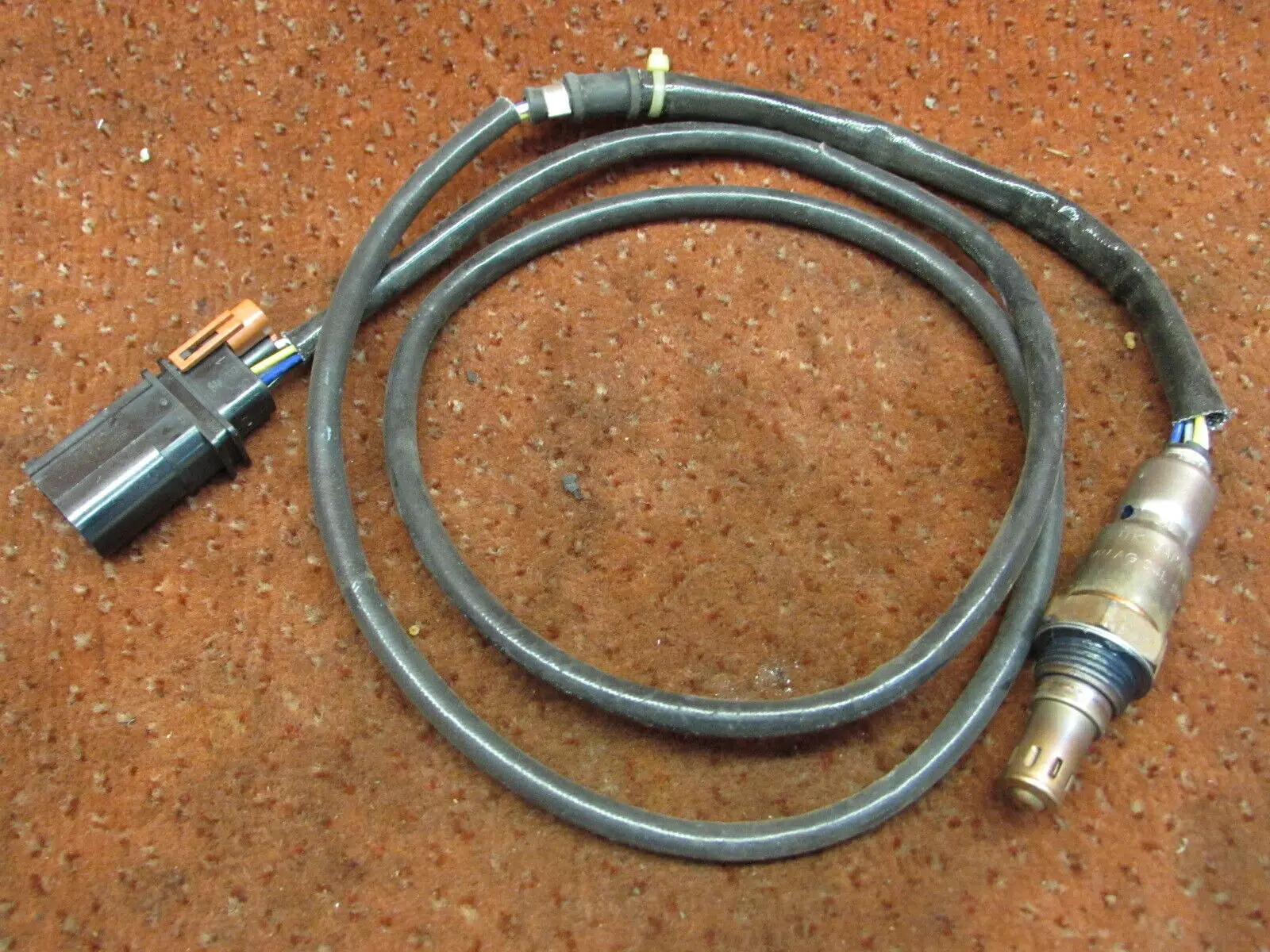 

The Line Length of Front Oxygen Sensor 04L906262 Is 110CM.