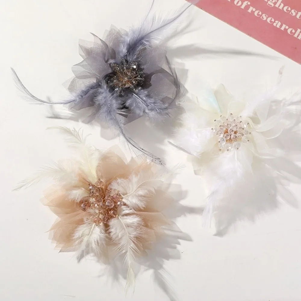 Luxury Handmade Feather Brooches Pearl Lace Bridal Wedding Badge Exquisite Hair Accessories Artificial Flower for Pin DIY Sewing