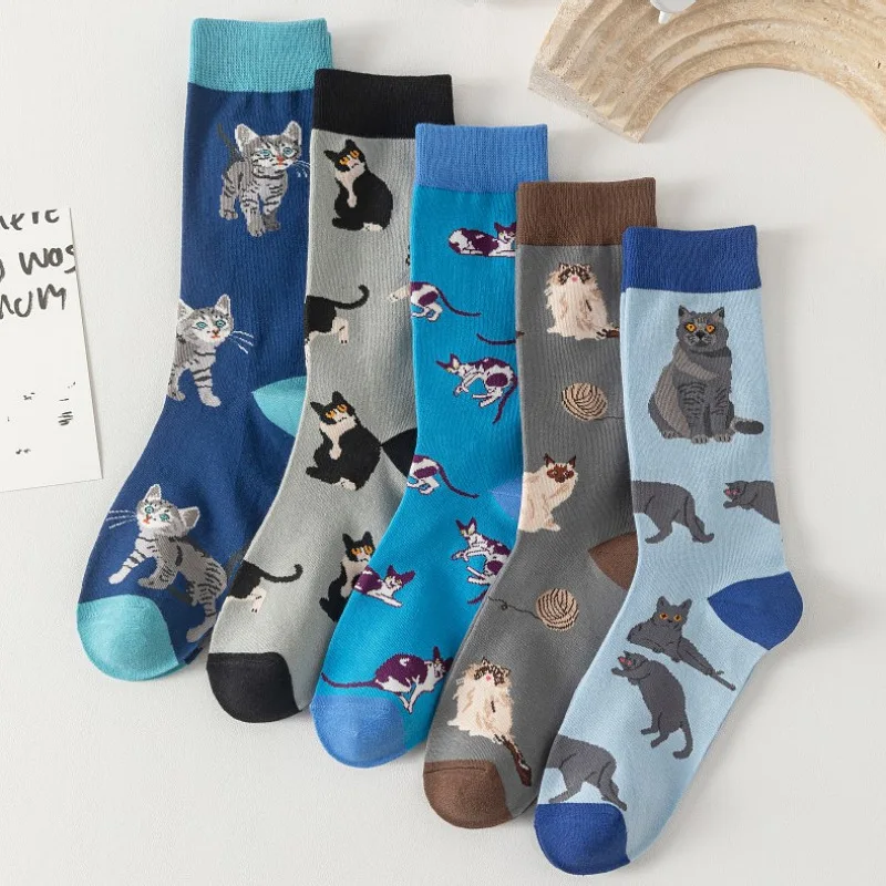5 Pairs Women's Cute Cat Mid-Tube Cotton Knitted Fashion Socks Cartoon Street Snap Jacquard Design for Casual Wear