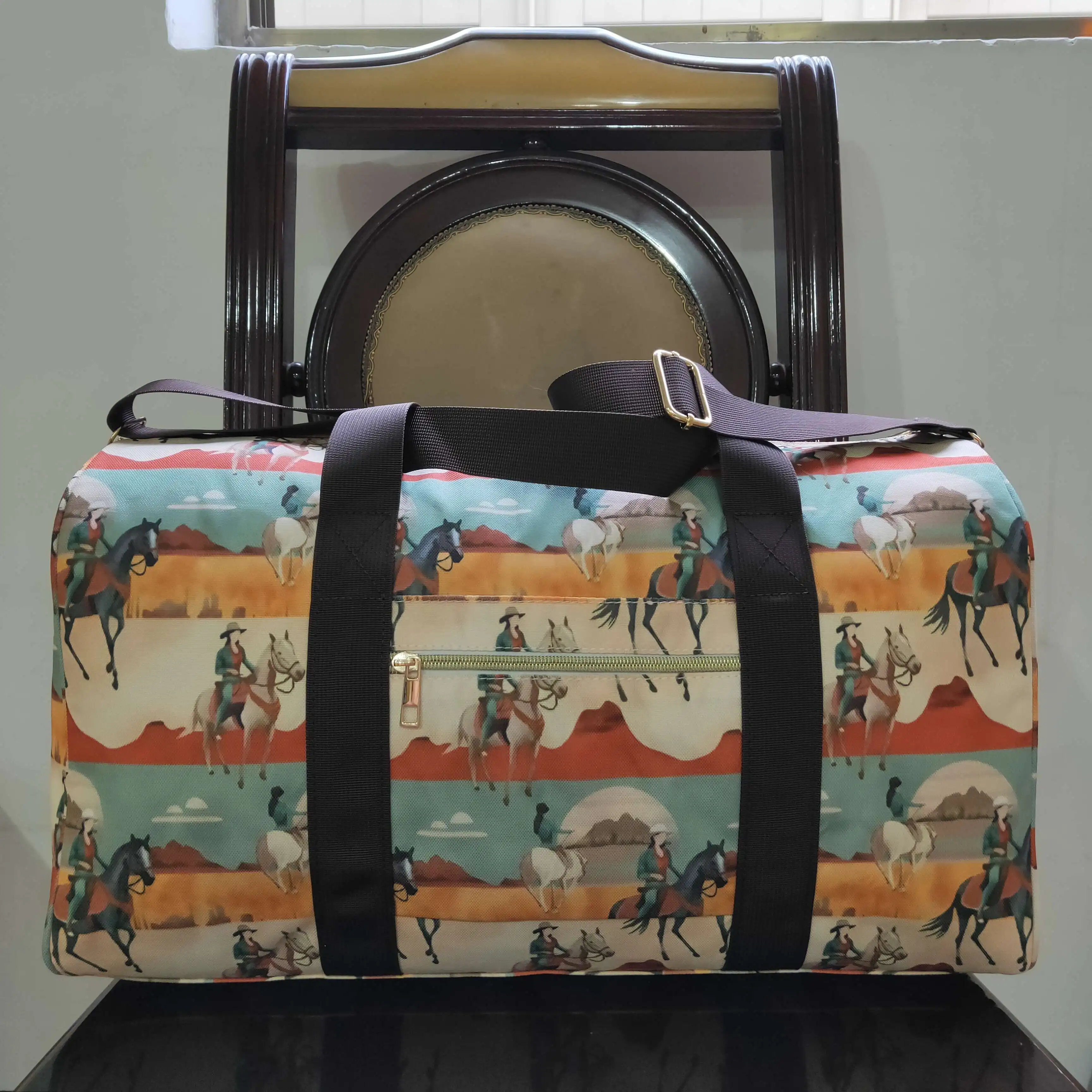 

Wholesale Hot Sale Kids Children Bags Boutique Adult Duffle Gym Bags Western Style Fashion Children Kids Zip Luggage Travel Bags