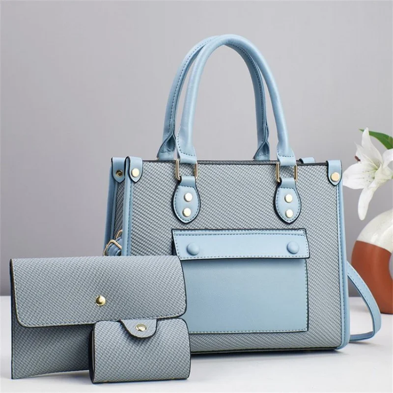 

Elegant Designer Tote Bag Minimalist With Letter Logo Trendy For Business Women And Leisure