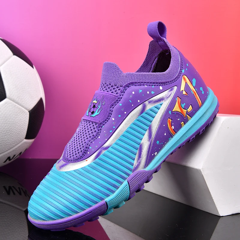 

Популярные низкие футбольные бутсы, модели TF и FG (шиповки), унисекс, дышащие и нескользящие, 5 цветов на выбор.