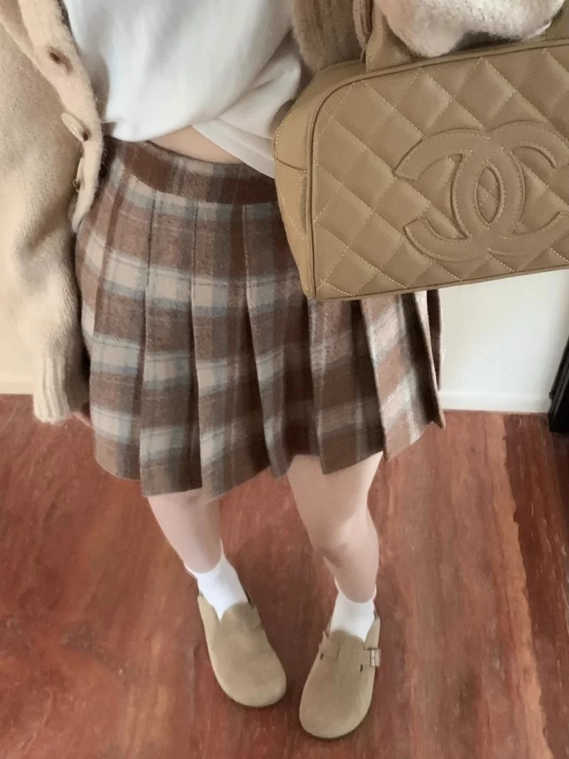 Red Plaid A-Line  Skirt High Waist Slimming Women's College Style Retro Design Half-length Skirt Elegant Short Skirt