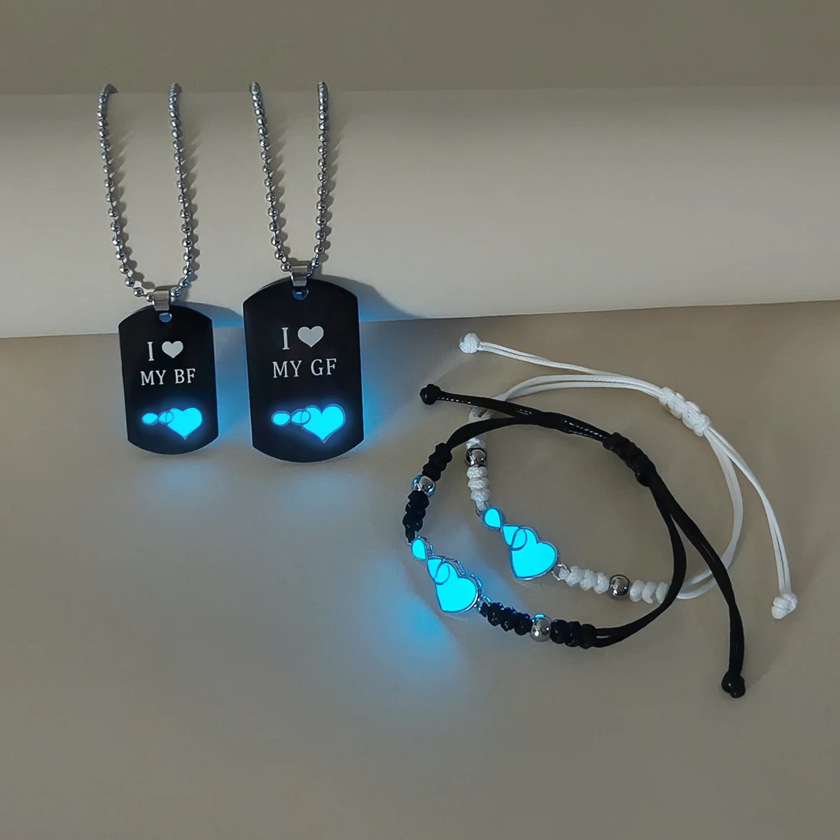 4-Piece Set Glow-in-the-Dark Infinity Heart Pendants Couple Necklaces Bracelets I LOVE MY BF&GF Confession Gift Jewelry