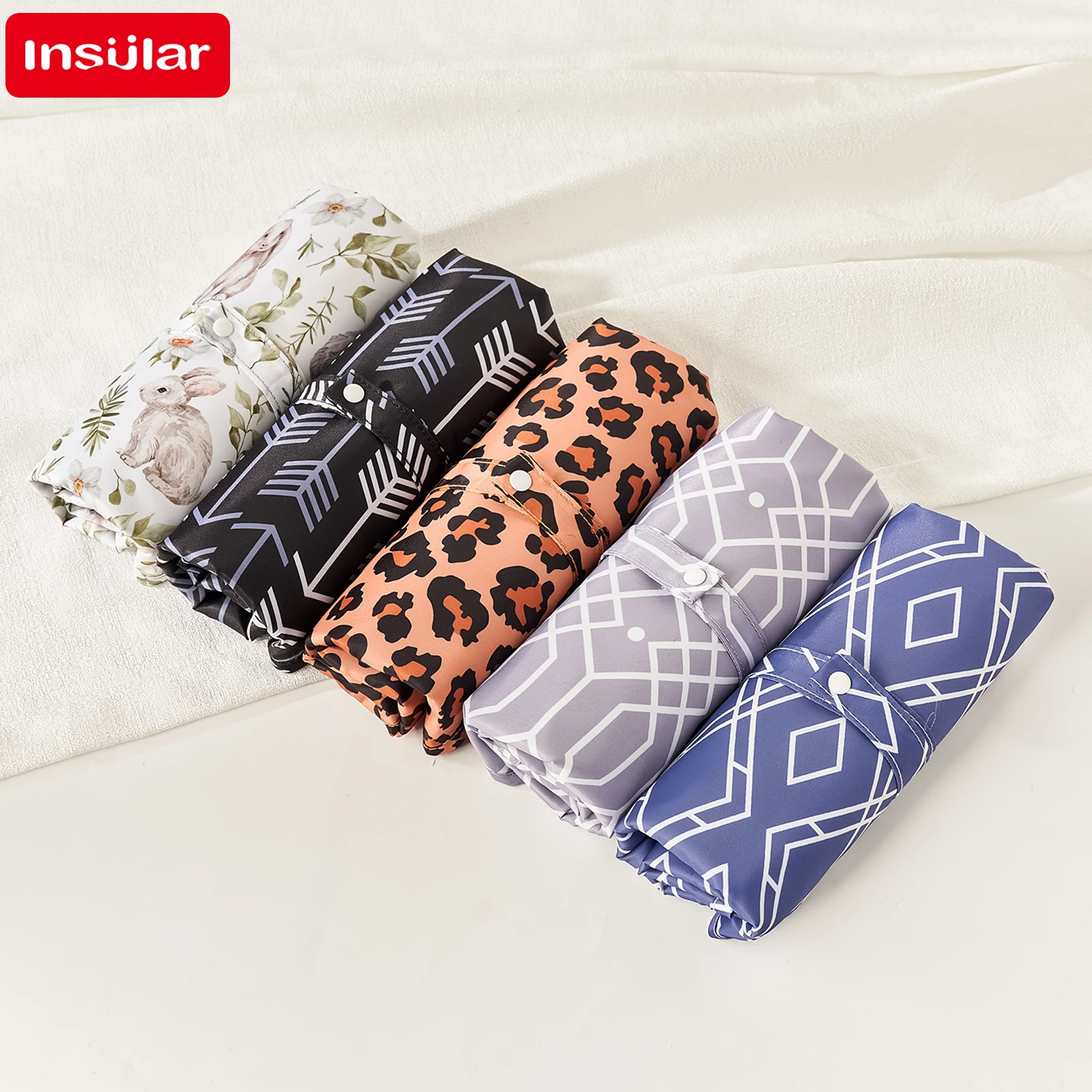 Trocador de fraldas dobrável e impermeável para bebês, tapete portátil para viagem, macio e durável, para troca de fraldas em qualquer lugar.