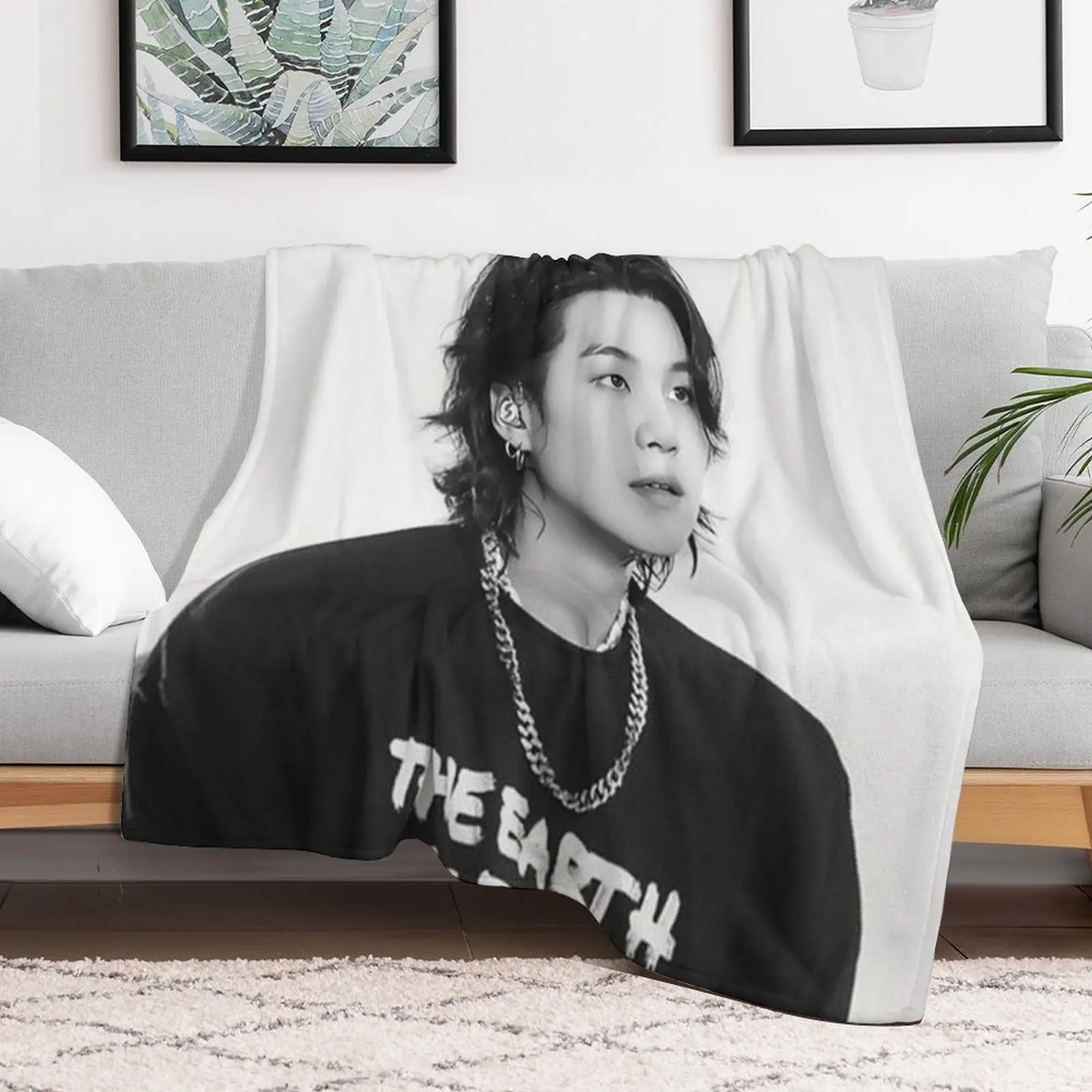 Yoongi concert Throw Blanket Camping Sofa Throw Tourist heavy to sleep Blankets