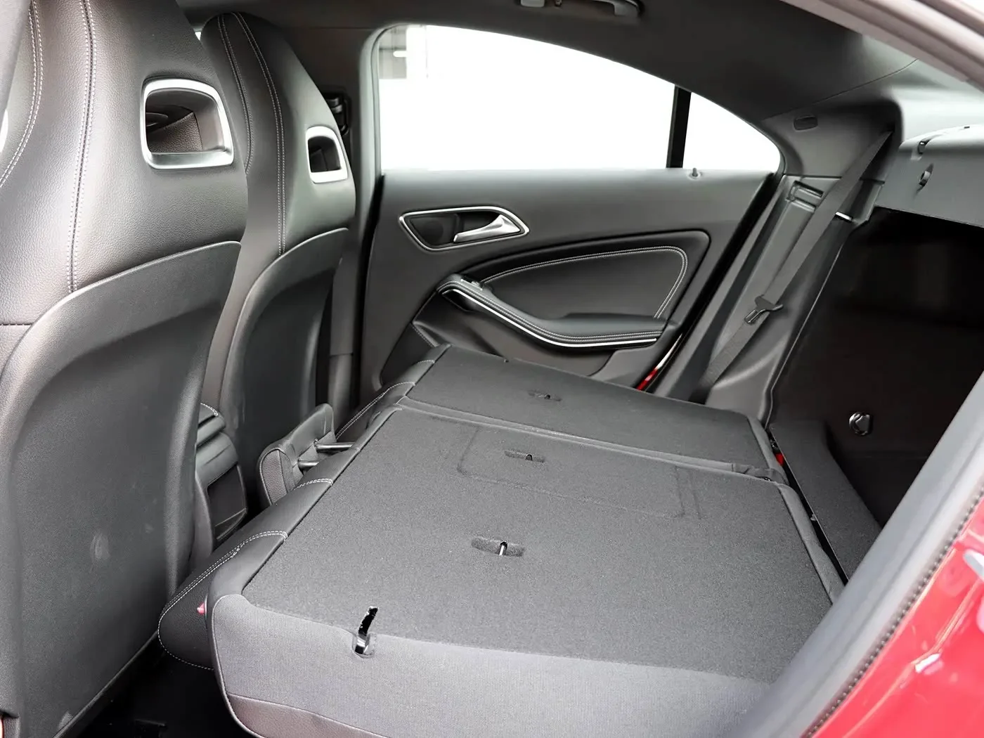 Spezieller Autositzbezug 5 für Mercedes Benz CLA 2016 2017 2018 2019 PU-Leder Kissen Schutz Autoabdeckungen – Detail 6