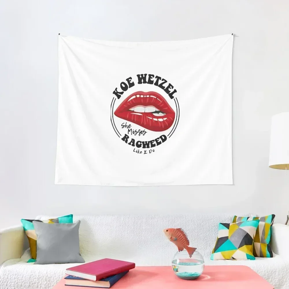 هدية مضحكة Koe Wetzel She Misses Ragweed Like I Do هدايا لطيفة نسيج على الحائط ديكور المنزل لغرفة نسيج