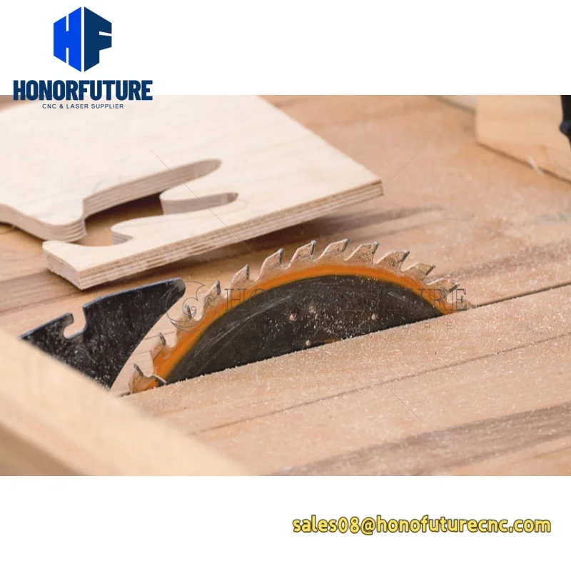 Hot Sale Sliding Table Saw Woodworking Sawing Table Machine for Wood Furniture Wooden Door Making Small Business Machine