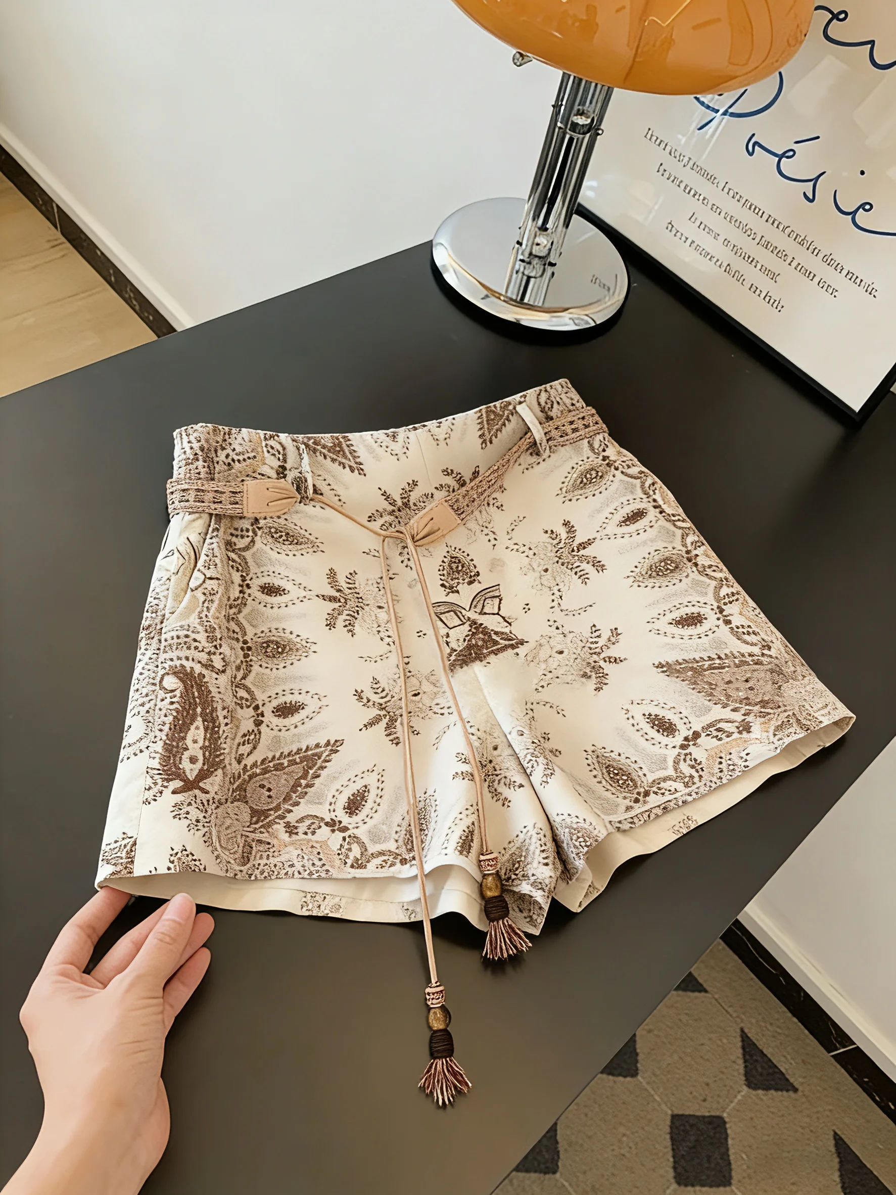 

Bohemian Print High Waist Flattering Wide Leg Casual Shorts Unisex Summer Fashionable Versatile Loose Fit Asymmetrical Shorts